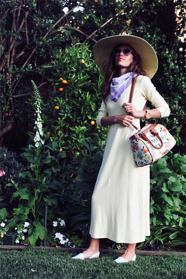 Sonnet James: Play Dresses for Playful Moms