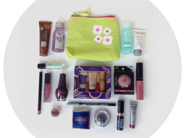 Christmas Comes Early Giveaway Christmas Comes Early Giveaway