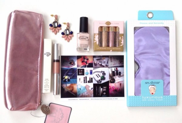 Wantable Romantic Rendezvous Hoilday Box Review - December 2013