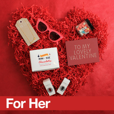 Valentine's Day Fancy Box For Her Valentine's Day Fancy Box For Her