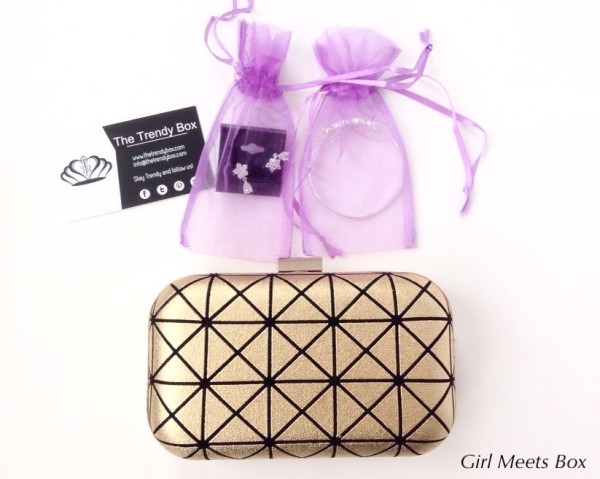 The Trendy Box Review + GIVEAWAY – December 2014