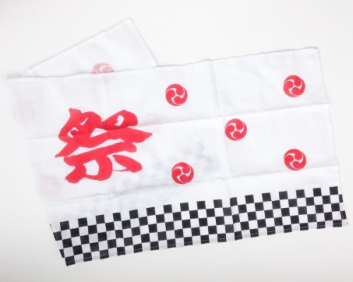 Gacha Crate Review – August 2015