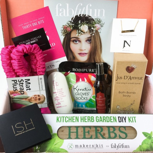 FabFitFun Subscription Box Review + Coupon Code – Spring 2016