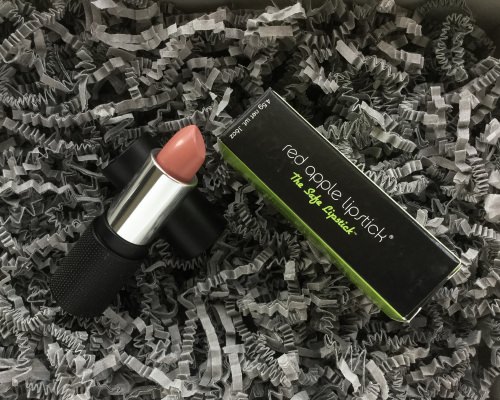 Benevolent Beauty Box Review + Coupon Code – April 2016