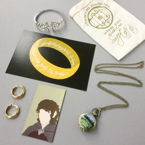 Fandom of the Month Club Review + Coupon Code – August 2016