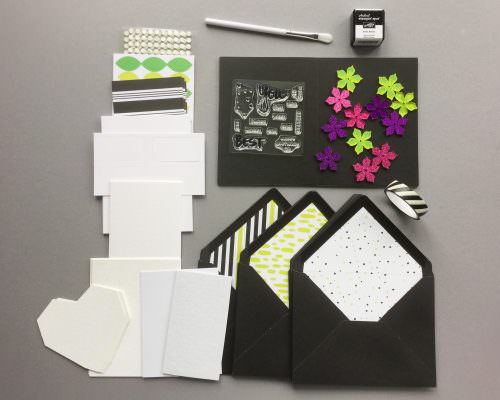 Paper Pumpkin Subscription Box Review – April 2017