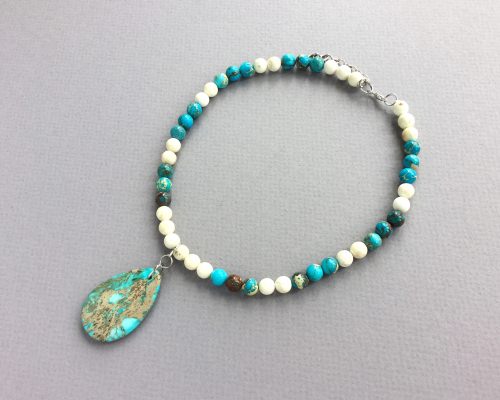 Yogi Surprise Jewelry Subscription Box Review + Coupon Code – July 2017