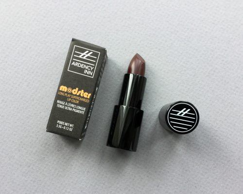 Benevolent Beauty Box Review + Coupon Code – December 2017
