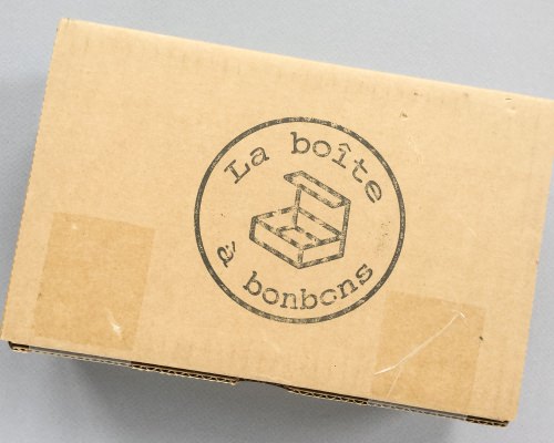 La Boîte à Bonbons Subscription Box Review + Coupon Code – November 2016