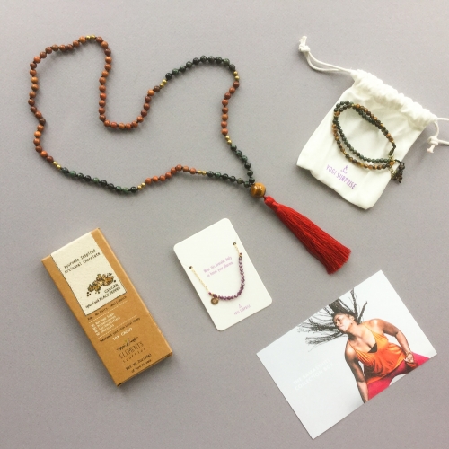 Yogi Surprise Jewelry Subscription Box Review + Coupon Code – October 2018