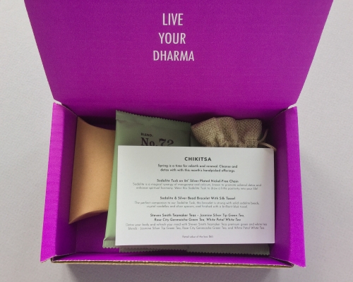Yogi Surprise Jewelry Subscription Box Review + Coupon Code – March 2019
