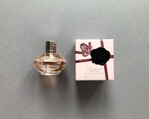 Glossybox Subscription Box Review + Coupon Code – April 2020