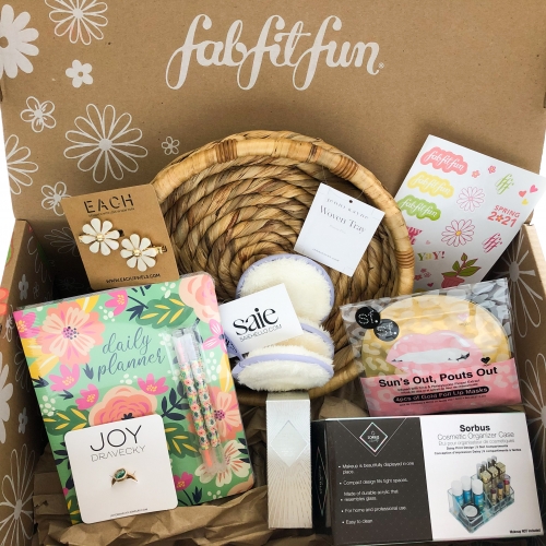 FabFitFun Subscription Box Review + Coupon Code – Spring 2021